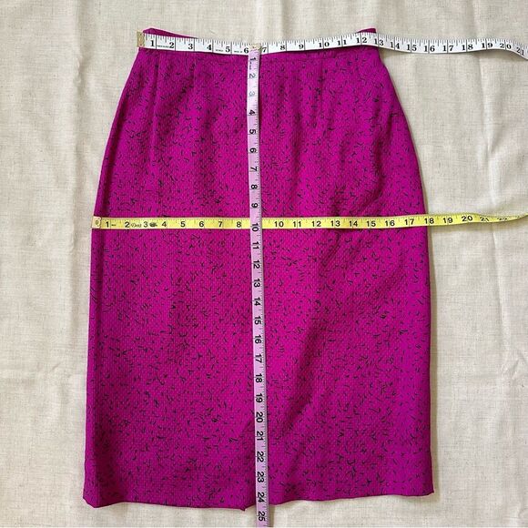 VINTAGE Louis Feraud 2pc Suit Set Pink Peplum Jacket Skirt Sz 6 Statement - Picture 15 of 15